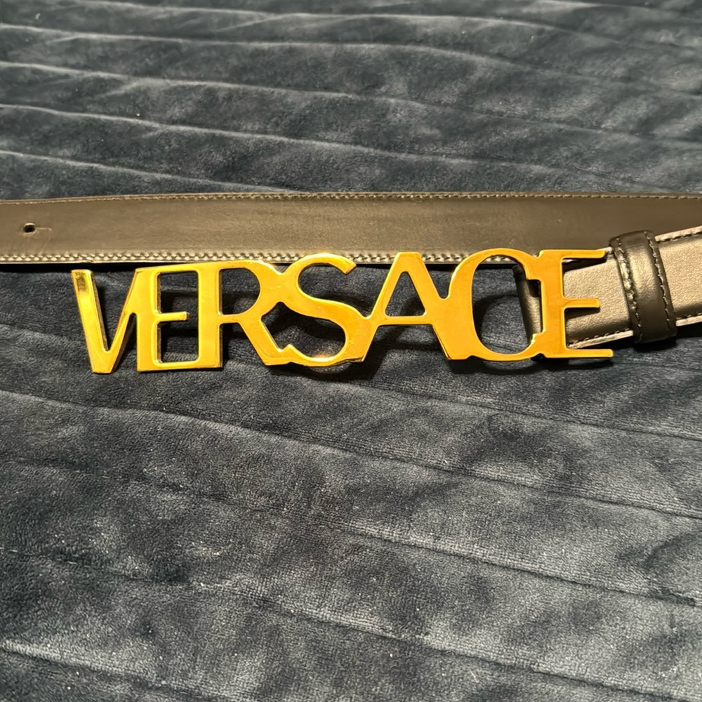 VERSACE